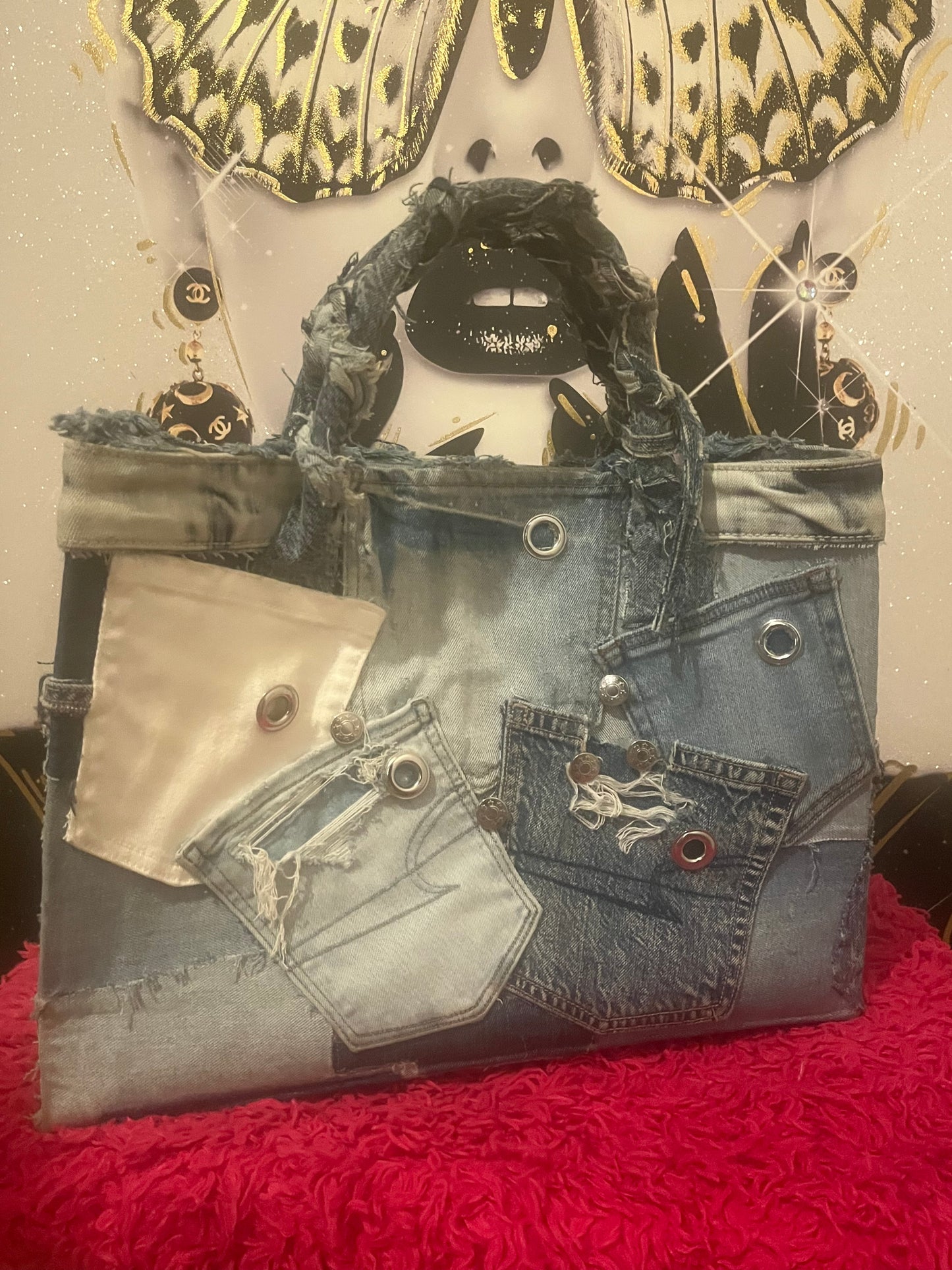 D Statement Tote