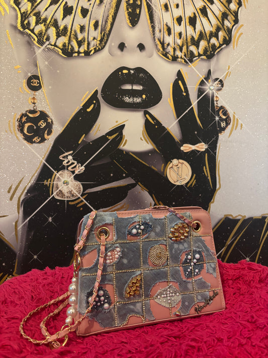 D Crossbody